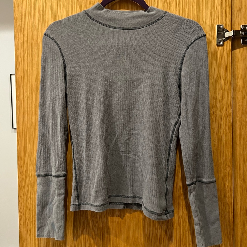 NWOT Free People ribbed turtleneck